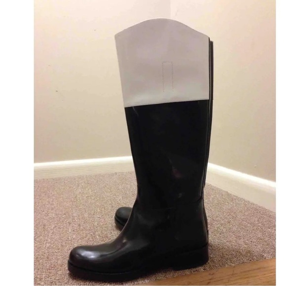 Michael Kors, Patent Leather Riding Boots, Excellent Condition, Size 37.5/US 7 - Picture 9 of 9